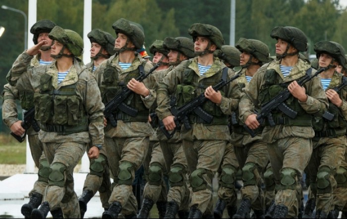 Kijev tvrdi da je Rusija blizu ukrajinske granice razmjestila gotovo 100.000 vojnika