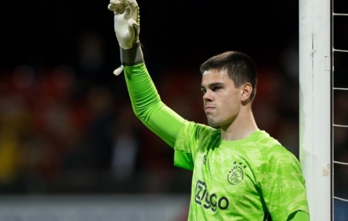 Vratar Ajaxa suspendiran zbog dopinga, prilika za Kotarskog
