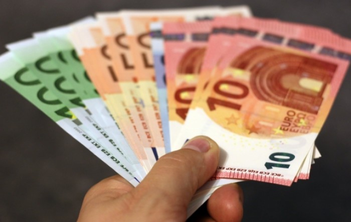 Savić o uvođenju eura: Postoji strah od poskupljenja, ali...
