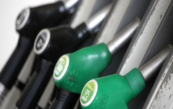 Benzin u Hrvatskoj poskupljuje za kunu po spremniku, dizel pojeftinjuje