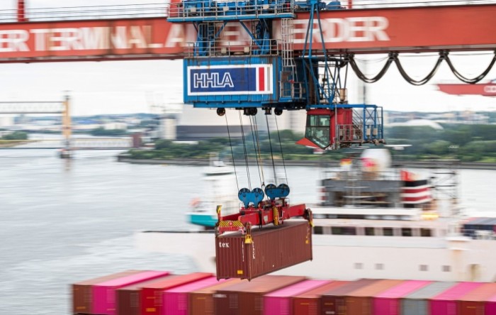 Brodarski div MSC i grad Hamburg kupuju 92% lučke logistike HHLA