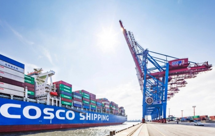 Cosco dogovorio stjecanje udjela u kontejnerskoj luci Hamburg