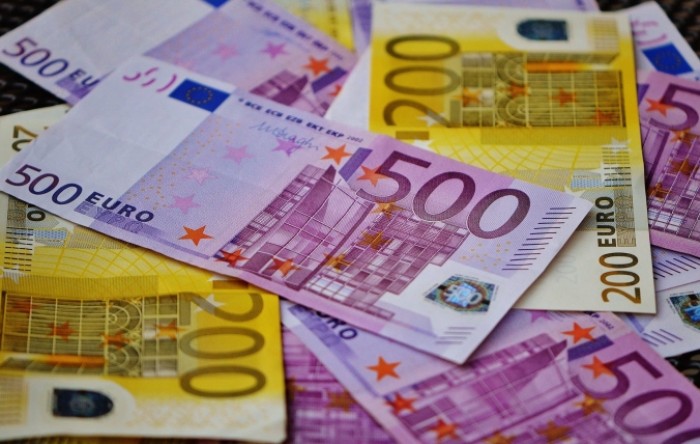 Euro nastavio slabiti nakon odluke njemačkog suda