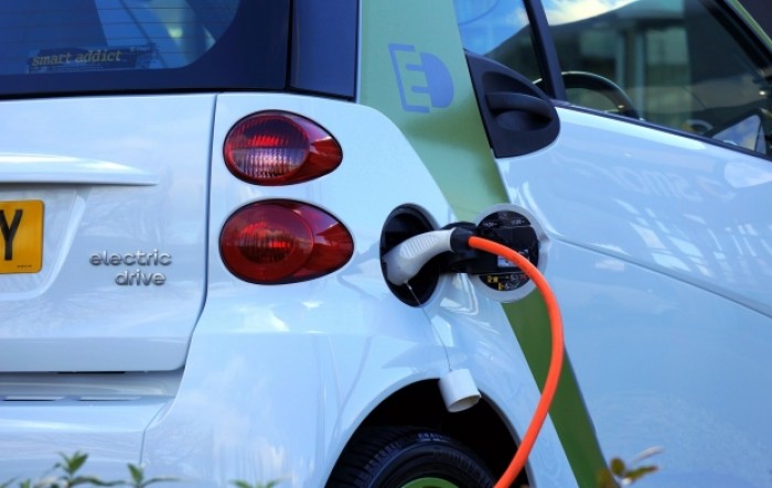 Proizvođači planiraju 515 milijardi dolara ulaganja u električna vozila i baterije