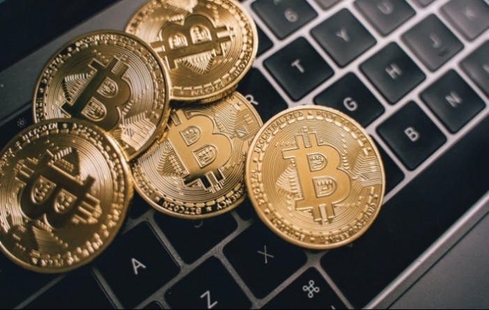 Panika na tržištu kriptovaluta, bitcoin žestoko pao
