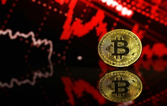 Bitcoin potonuo 50% od vrhunca postignutog u studenome