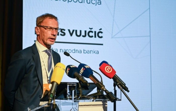 Vujčić: Članstvo u eurozoni će se u dugom roku odraziti na rast standarda građana