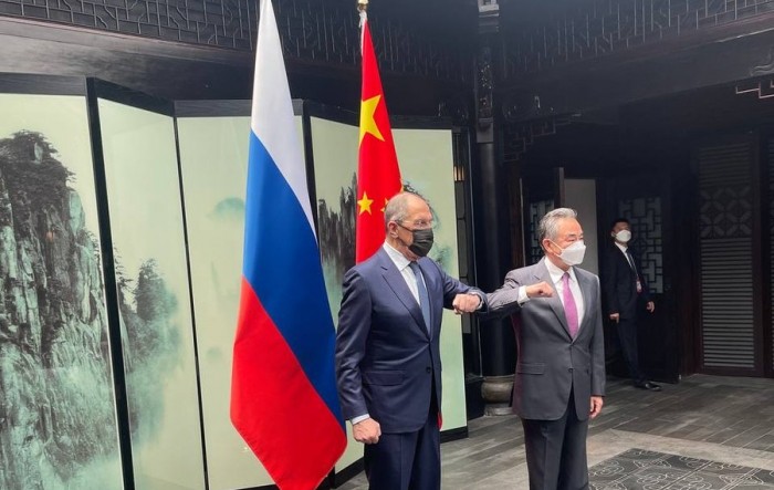 Lavrov s kineskim ministrom vanjskih poslova