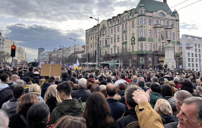 Skup ProGlasa u Beograda: Ogromna masa ljudi traži nove izbore