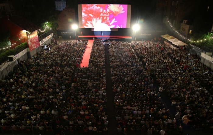 Projekcijom Oestlundova Trokuta tuge otvoren 28. Sarajevo Film Festival
