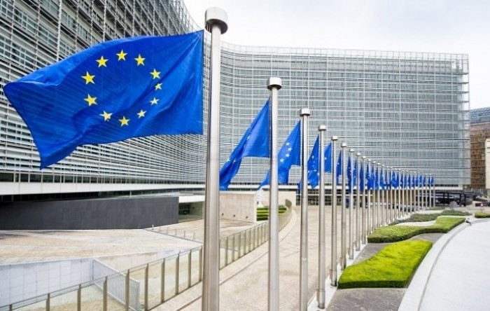 EU novom direktivom propisao jasnu komunikaciju banaka s potrošačima