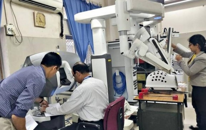 Kinezi dizajnirali robotsku ruku za preglede zaraženih koronavirusom