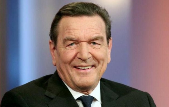 Schröder pozvao na protumjere protiv SAD-a zbog Sjevernog toka 2
