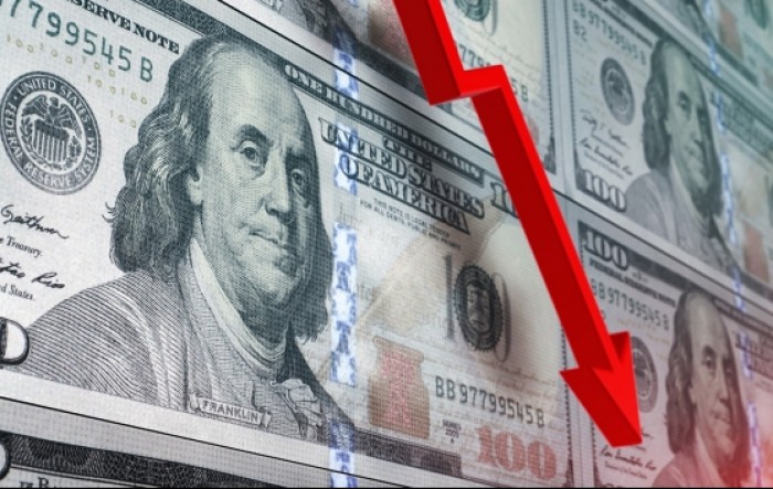 Dolarov indeks potonuo najniže u dvije i pol godine
