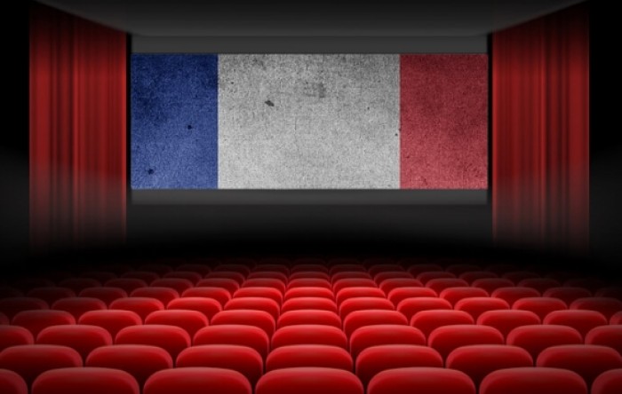 Francuska kina na rubu opstanka