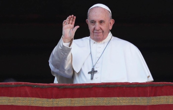 Papa će misu za Uskrs voditi putem interneta