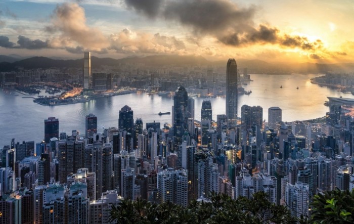 Plaće u Hong Kongu mogle bi pasti 20% do kraja godine