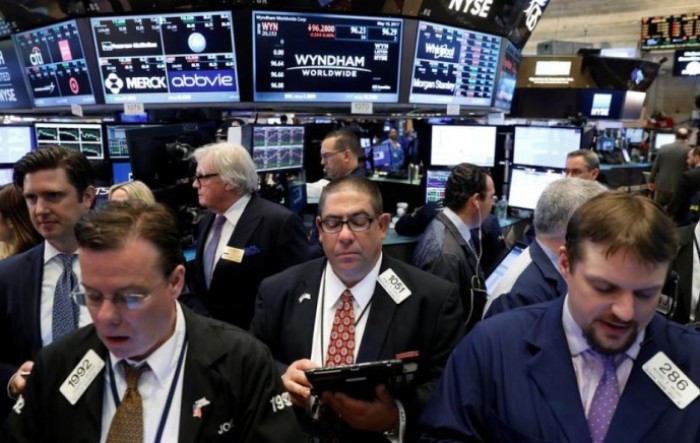 Wall Street raste usprkos kaosu na ulicama