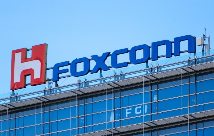 Više od 20.000 zaposlenika napustilo tvornicu Foxconna