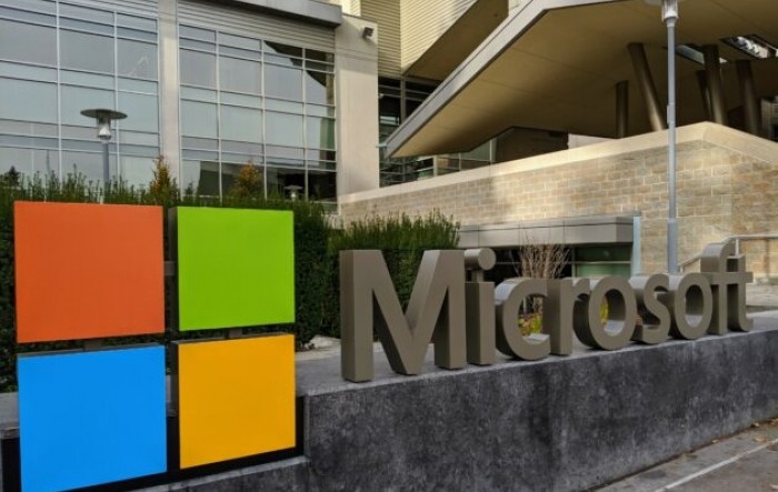 Microsoft radnicima produžio rad od kuće najranije do srpnja 2021.