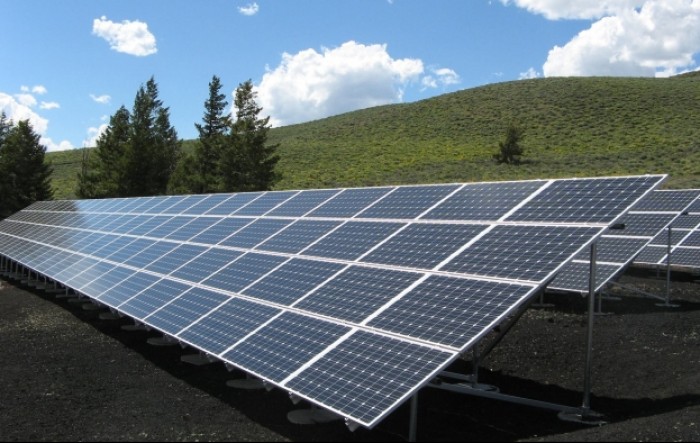 Intesa Sanpaolo financira projekt Karavasta, najveće solarne elektrane na zapadnom Balkanu