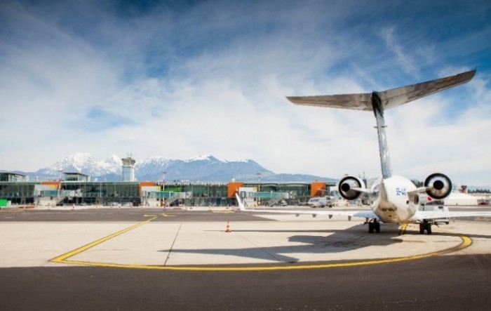 Slovenska vlada traži partnera za nacionalnog avioprijevoznika s ulaganjem od 70 milijuna eura