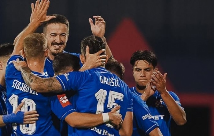 Dinamo pobijedio Lokomotivu i preuzeo vrh SHNL-a