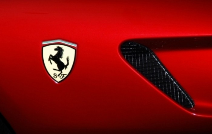 Ferrari namjerava nastaviti proizvodnju sredinom travnja
