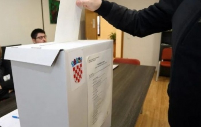 Otvorena birališta na parlamentarnim izborima u Hrvatskoj