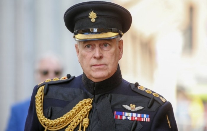 Princ Andrew: Odričem se svih titula