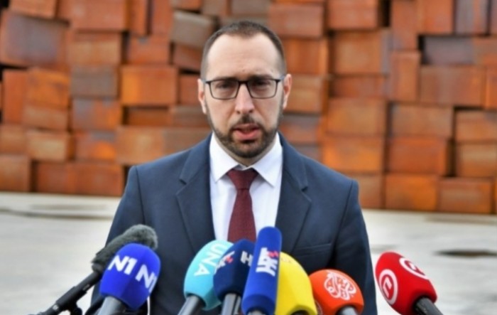 Tomašević: Ovakvu obustavu javnog prijevoza nismo imali 90 godina
