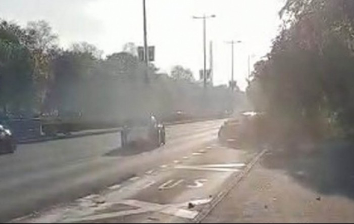 Ogieru u Zagrebu na ulici razbijen auto od 700.000 eura