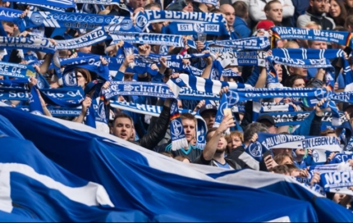 Schalke zatražio pomoć navijača
