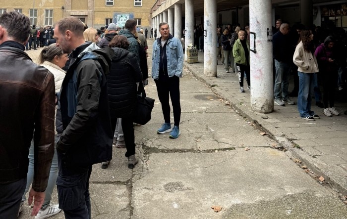 U Srbiji do 10 sati glasalo 19,72 posto birača