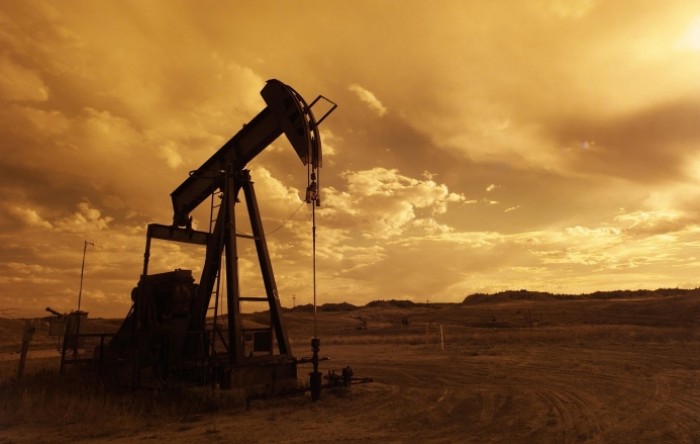 Cijene nafte pale prema 93 dolara, trgovci strahuju zbog inflacije u SAD-u