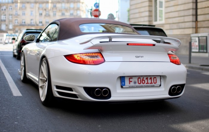 Porsche: E-goriva ne bi smjela biti skuplja od benzina ili dizela