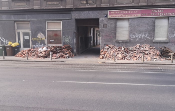 Službe nakon potresa sa zagrebačkih ulica prikupile 10.000 tona otpada