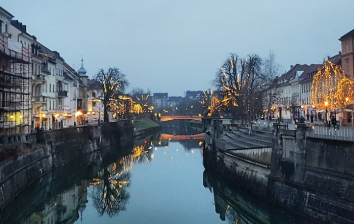 Prazna Ljubljana dočekala 2021. godinu