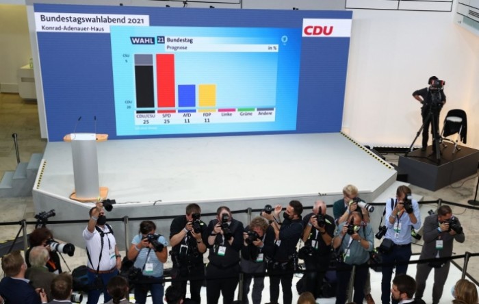 Neslužbeni rezultati: Utrka gotovo izjednačena, SPD tvrdi da ima novog kancelara