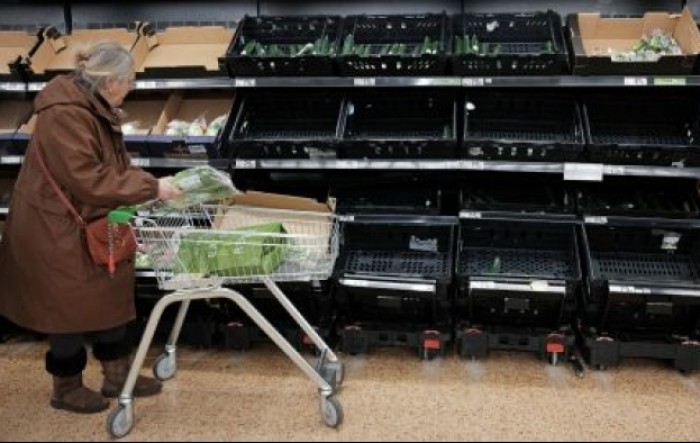 Britanska vlada naredila mjere za bolju opskrbu nakon nestašice povrća i voća