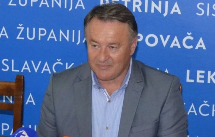 Skandalozno: Župan Žinić i sin priredili korona party u Marinbrodu