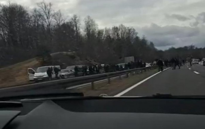 Policija objavila snimke huligana na A1: Spriječili smo sukob Torcide i Ultrasa