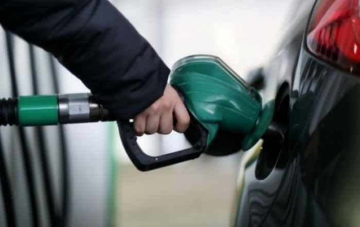 Vlada produžila mjere za gorivo za još dva tjedna