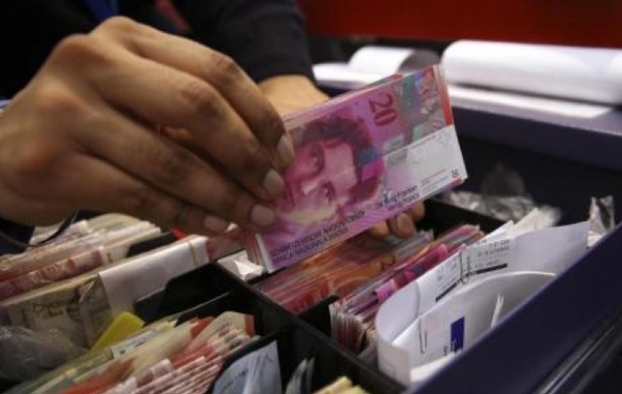 Švicarska narodna banka pokušava zauzdati rast franka