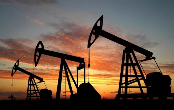 Cijene nafte pale pod pritiskom novih slučajeva zaraze i visokih zaliha