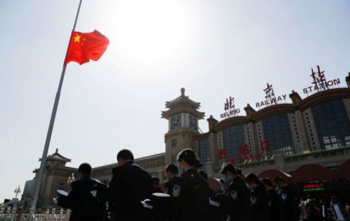 Kina obilježava Dan žalosti za sve kineske žrtve koronavirusa