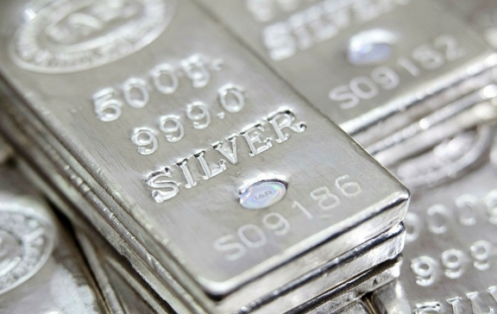 Mali investitori s Reddita krenuli kupovati srebro, cijena poskočila