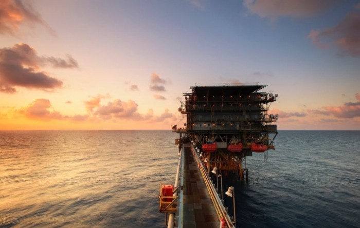 Najava veće opskrbe spustila cijene nafte prema 117 dolara