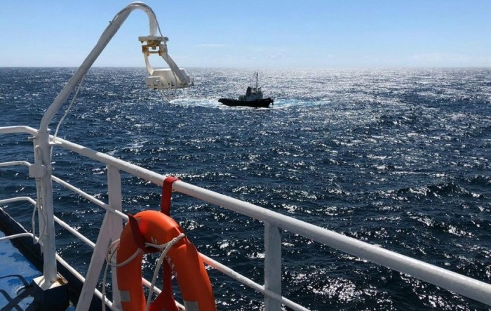 Jadranski pomorski servis i dalje će obavljati djelatnost lučkog tegljenja na području luke Rijeka