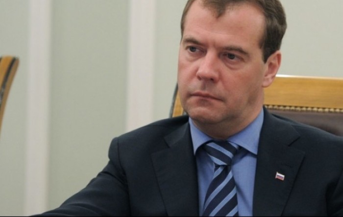 Medvedev: Njemačka se sprema za rat s Rusijom